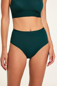 Front on-model shot of the Bliss Highwaist Brief in Pine paired with the Bliss Bralette in Pine.