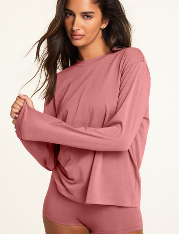 Front on-model shot of the Cloud Cotton Long Sleeve T-Shirt in Winter Rose paired with the Cloud Cotton Highwaist Boyshort in Winter Rose.