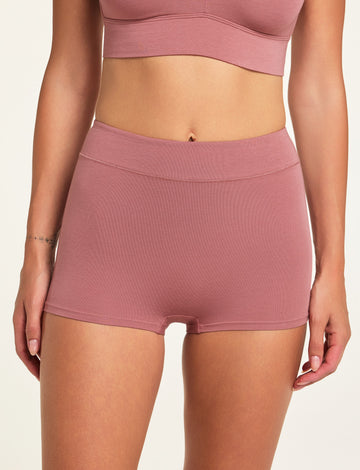 Three-quarter front view of the Cloud Cotton Highwaist Boyshort in Winter Rose paired with the Cloud Cotton Plunge Bralette in Winter Rose.