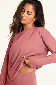 Back on-model view of the Cloud Cotton Long Sleeve T-Shirt in Winter Rose paired with the Cloud Cotton Highwaist Boyshort in Winter Rose.