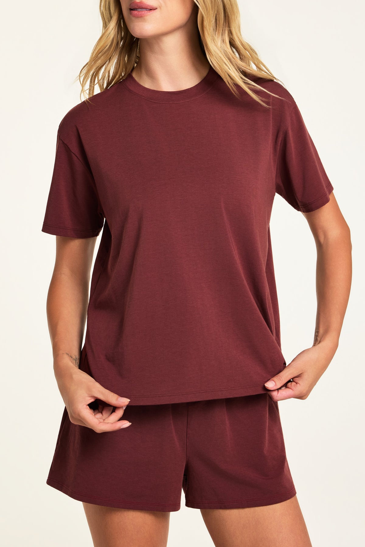 Back on-model view of the Cloud Cotton T-Shirt in Cabernet paired with the Cloud Cotton Short in Cabernet.