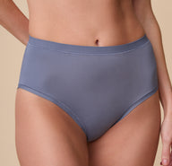 A zoomed-in shot of the waistband and stitching on the Bliss Highwaist Brief, emphasizing its smooth, comfortable construction.