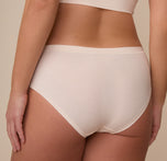 Close-up back view of Sonnie in the Cloud Cotton Hiphugger in Quartz, highlighting the smooth, full-coverage fit and the flattering back silhouette.