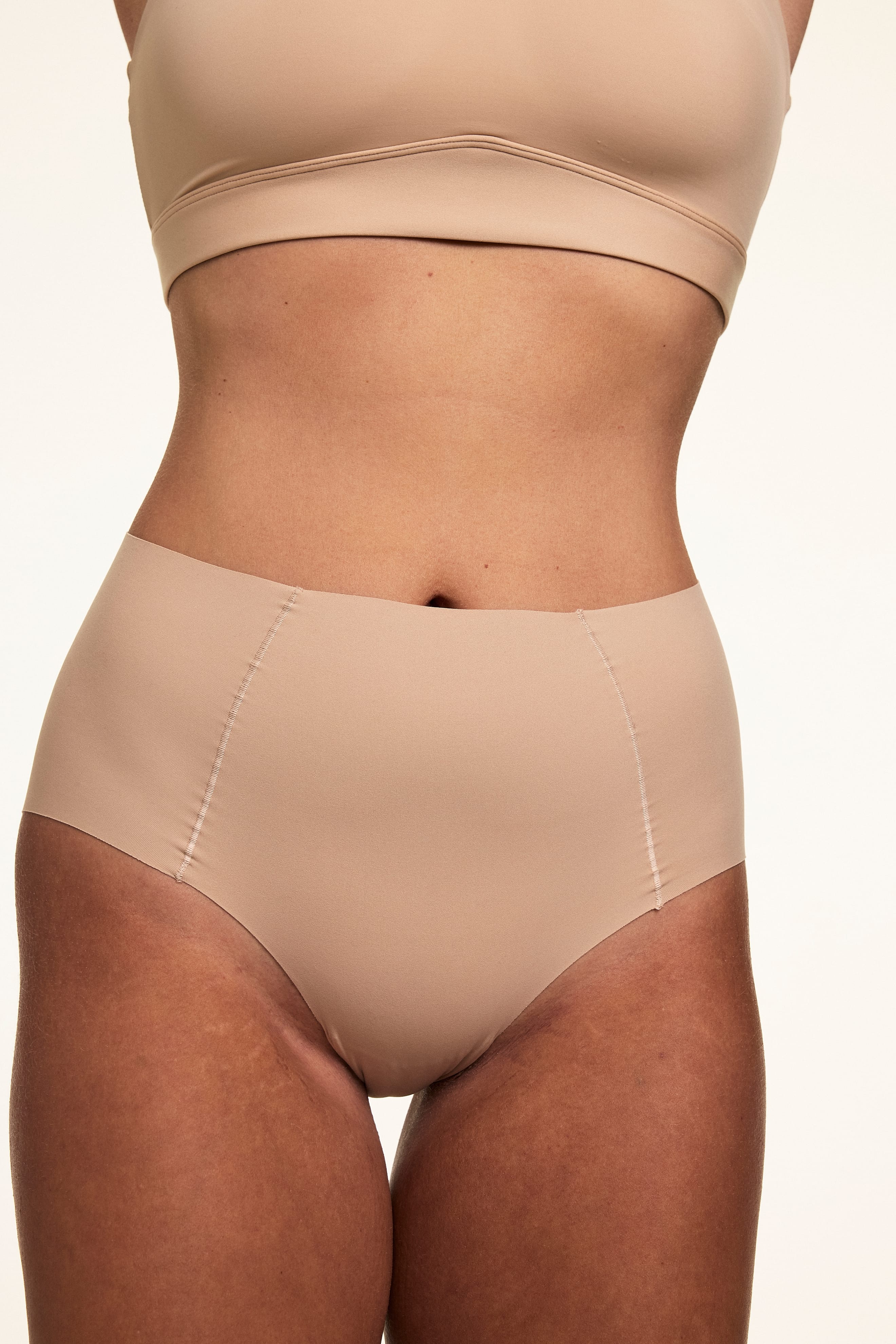 ☆ヴィクシーショーツオーダーページ☆ Invisible No Show Highwaist Brief - Beige – Harper Wilde