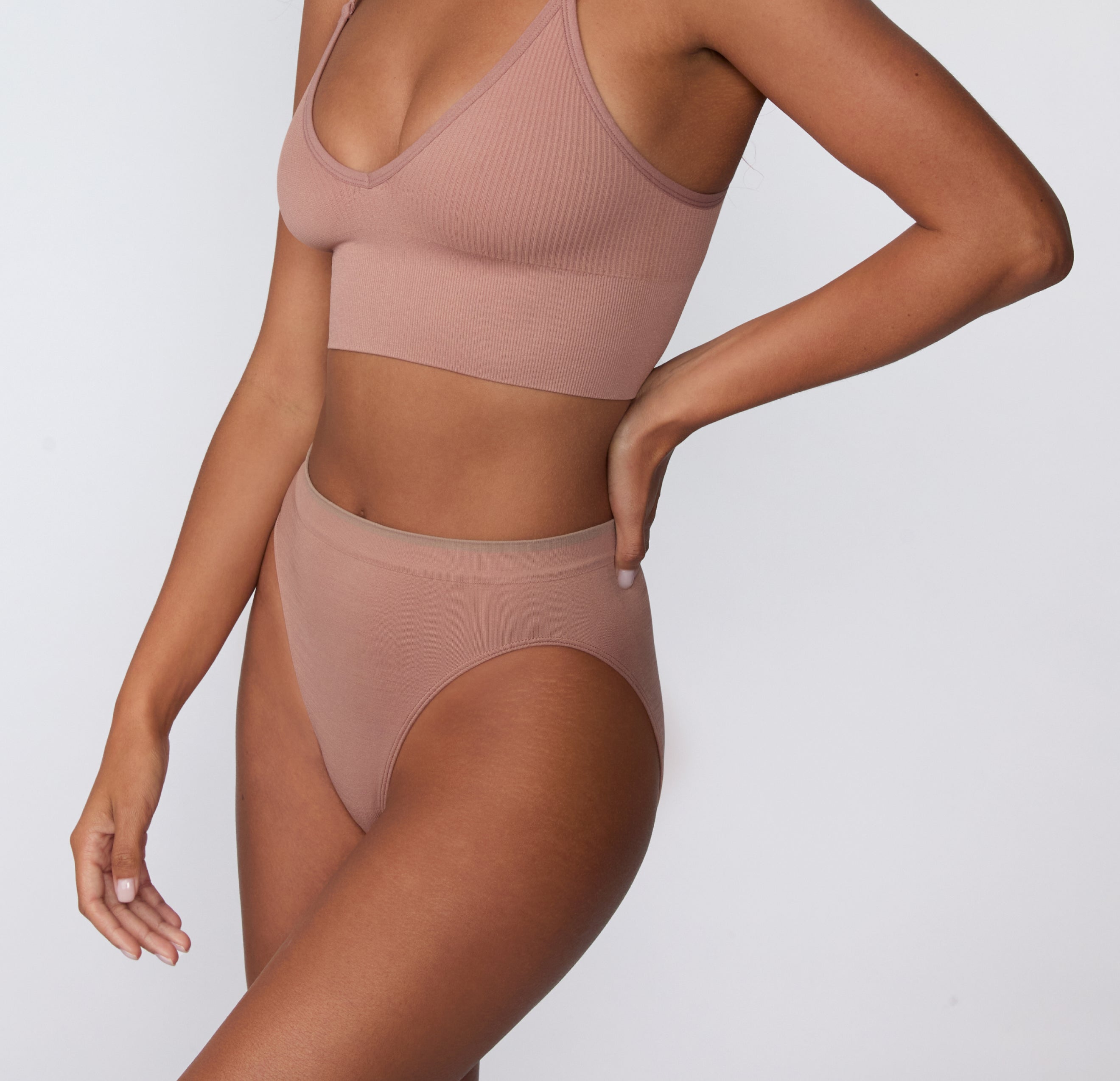 Smooth Seamless Brief - Plum – Harper Wilde